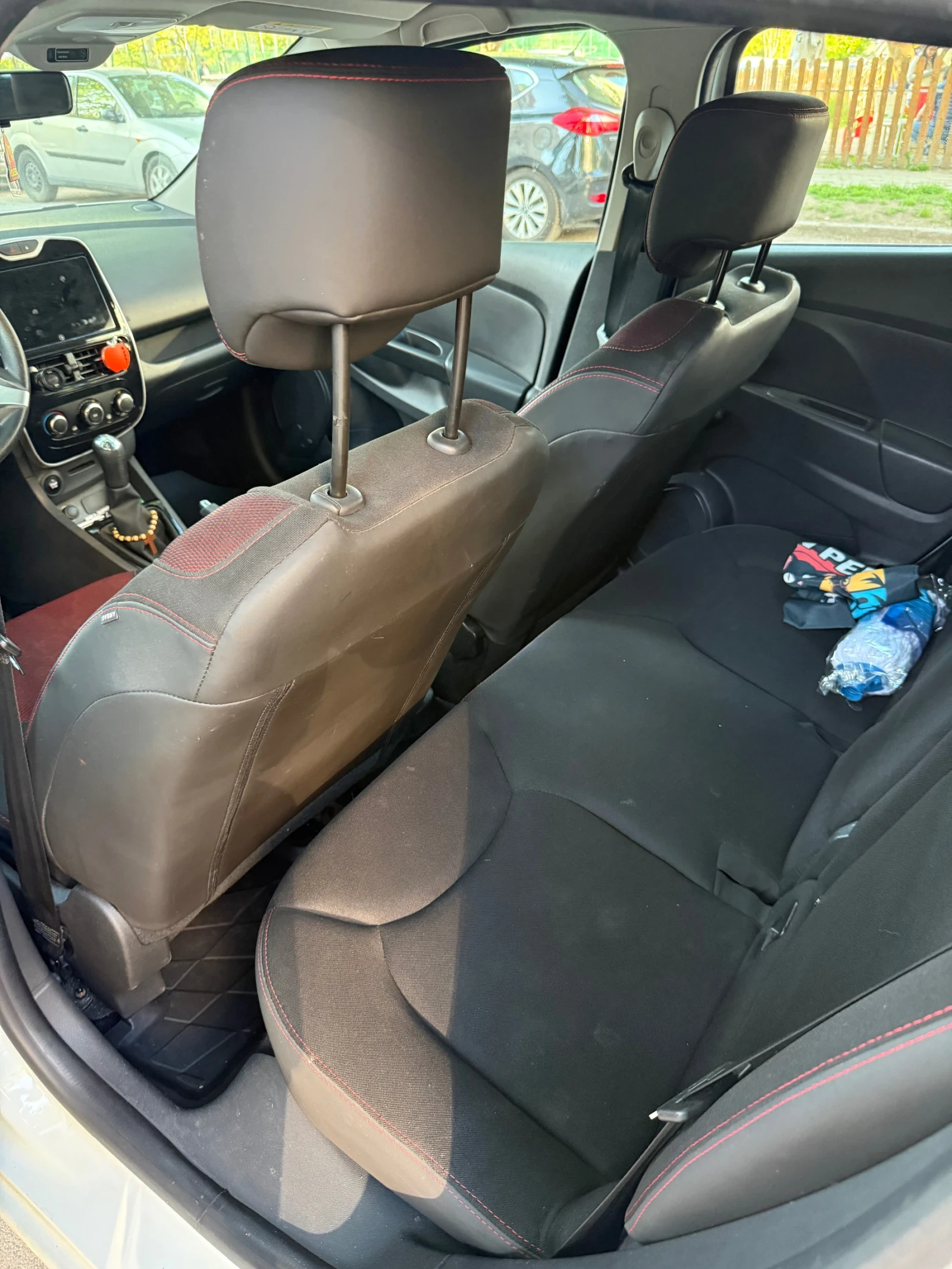 Renault Clio 1.2 75hp, снимка 5 - Автомобили и джипове - 54352885