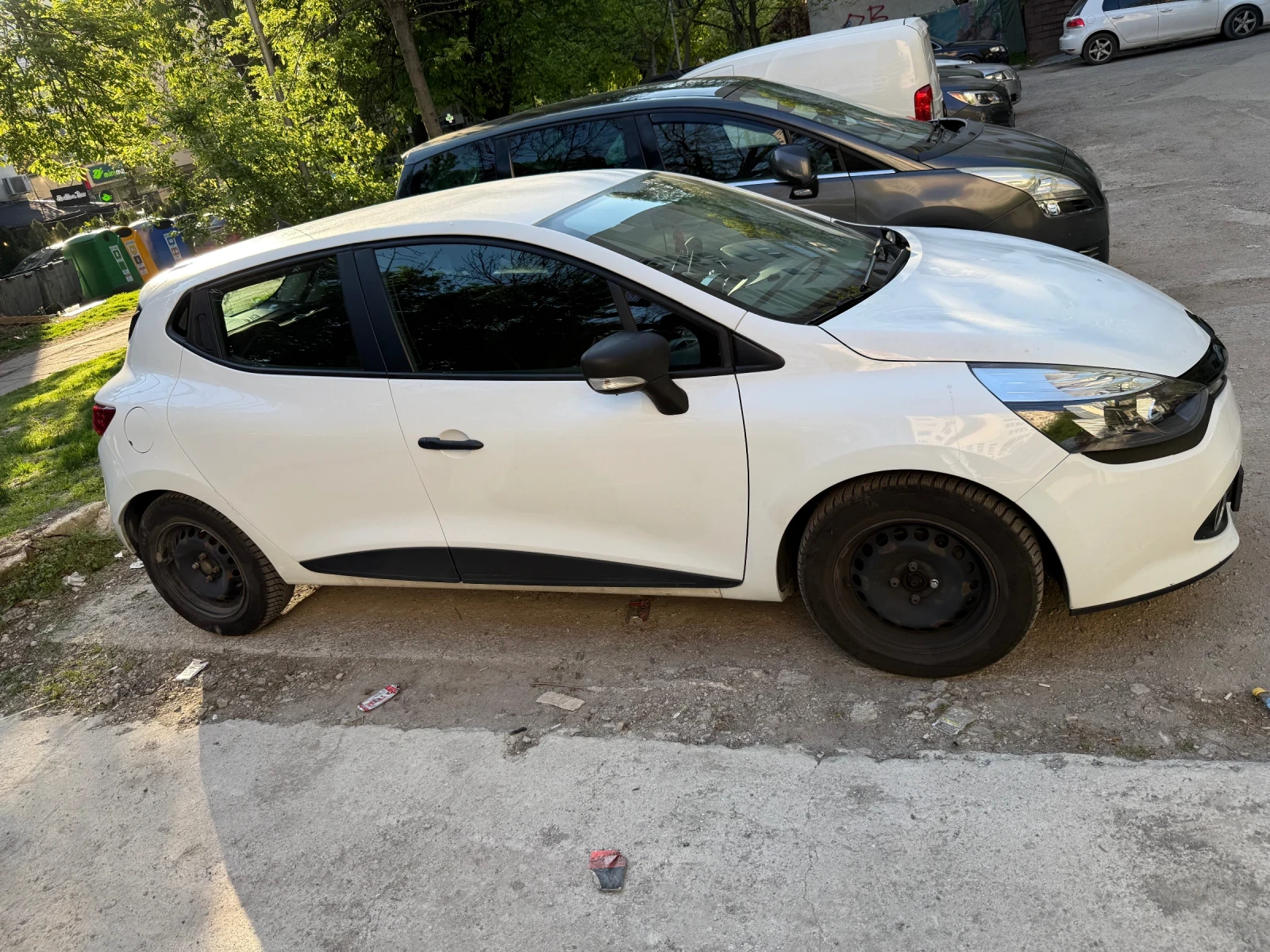 Renault Clio 1.2 75hp, снимка 2 - Автомобили и джипове - 54352885