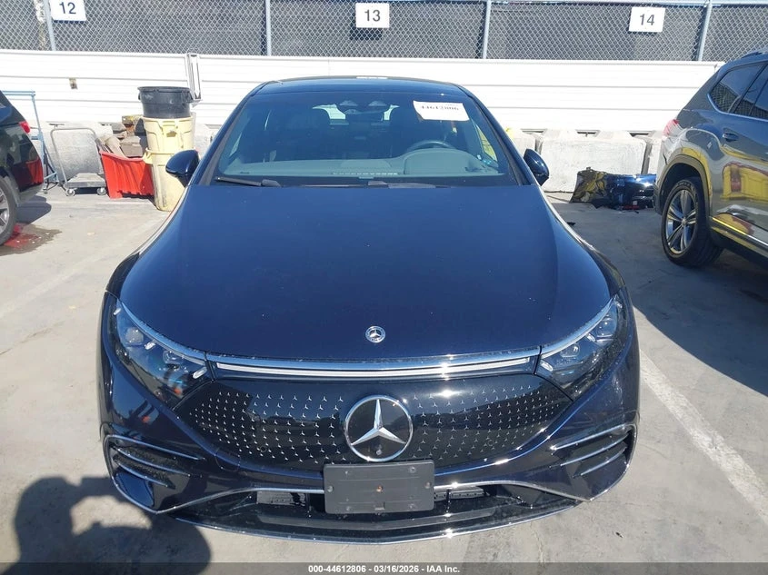 Mercedes-Benz EQS 450+ AMG, снимка 13 - Автомобили и джипове - 54422727