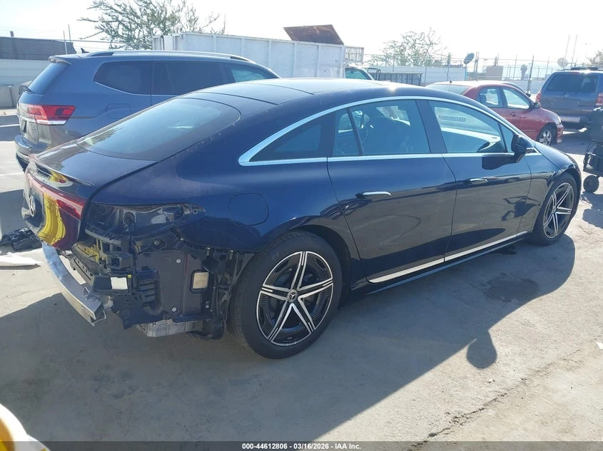 Mercedes-Benz EQS 450+ AMG, снимка 4 - Автомобили и джипове - 54422727
