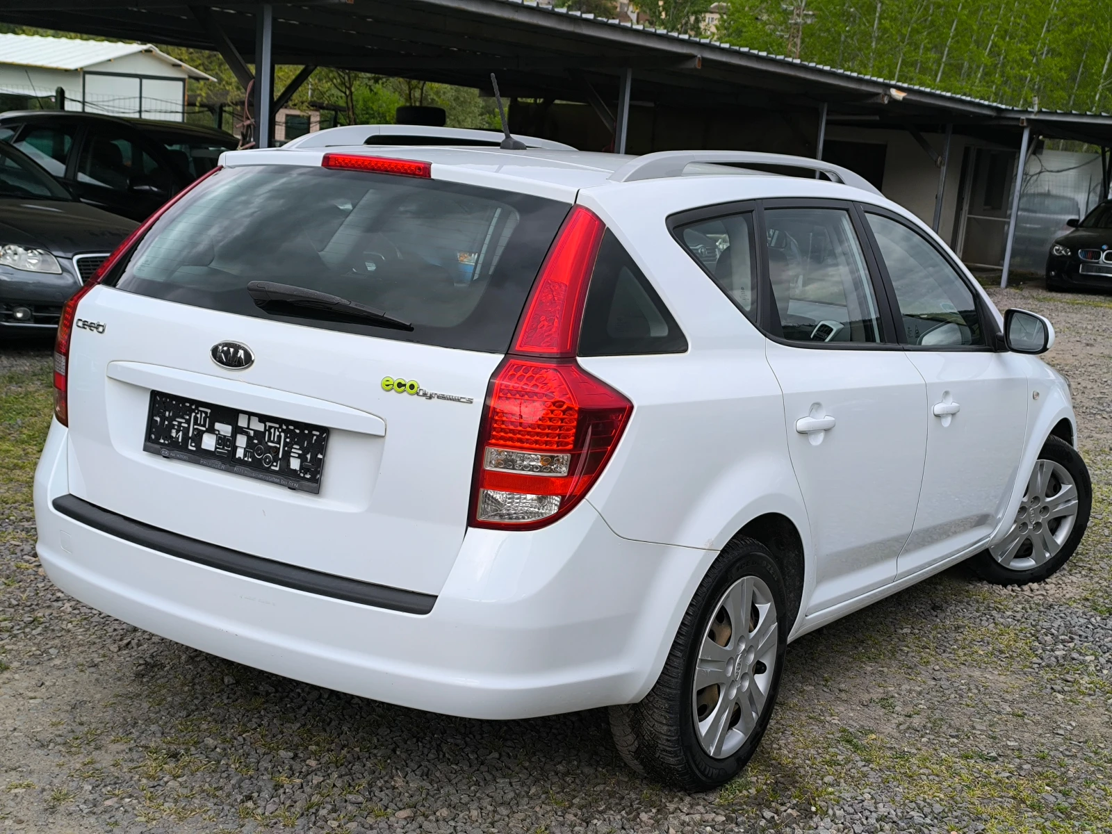 Kia Ceed FACE LIFT-1.6CRDI-90кс-6 скорости-КЛИМА-EURO 5 !!!, снимка 3 - Автомобили и джипове - 54470128
