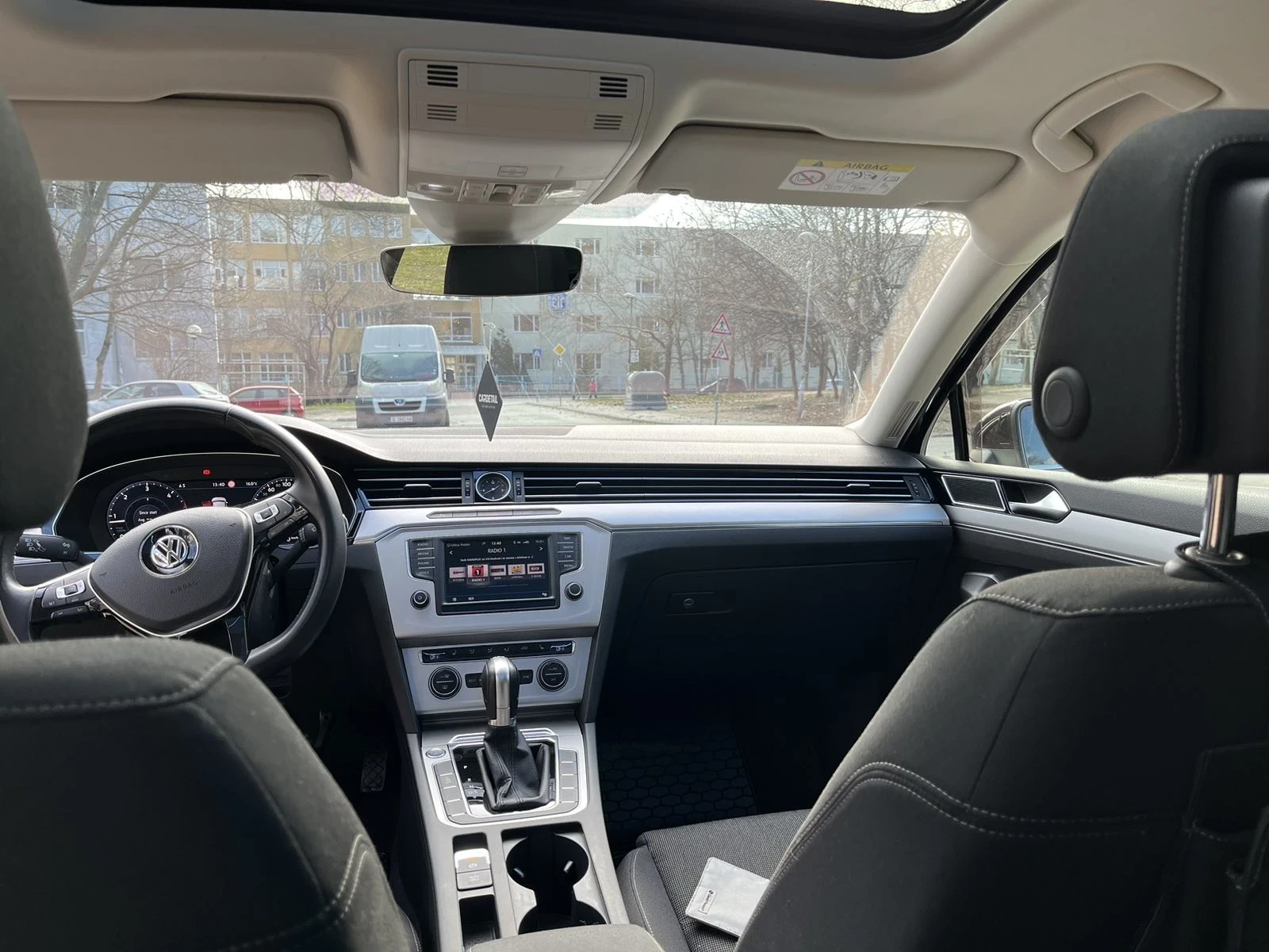 VW Passat 2.0 TDI 6DSG Comfortline, снимка 5 - Автомобили и джипове - 54575295