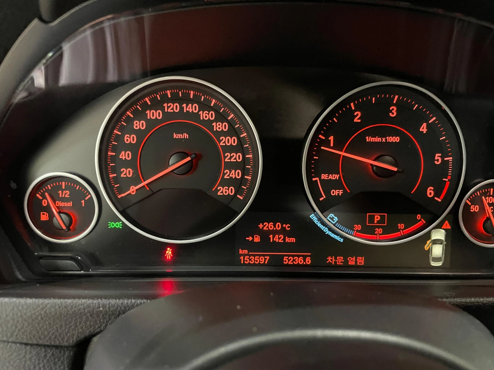 BMW 320 d RWD B47 LCI (FaceLift) ! M Pack !, снимка 14 - Автомобили и джипове - 54947478