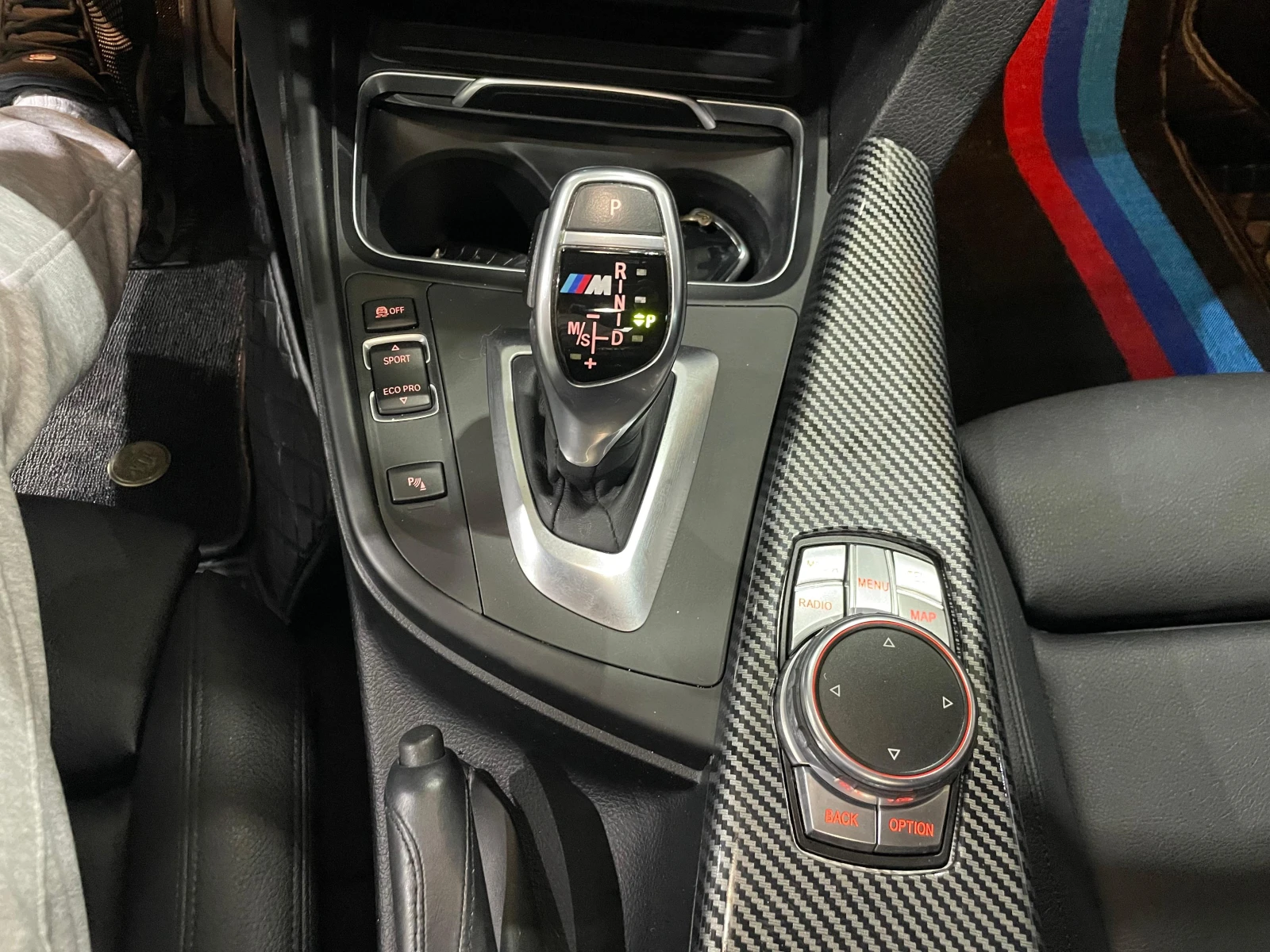 BMW 320 d RWD B47 LCI (FaceLift) ! M Pack !, снимка 17 - Автомобили и джипове - 54947478