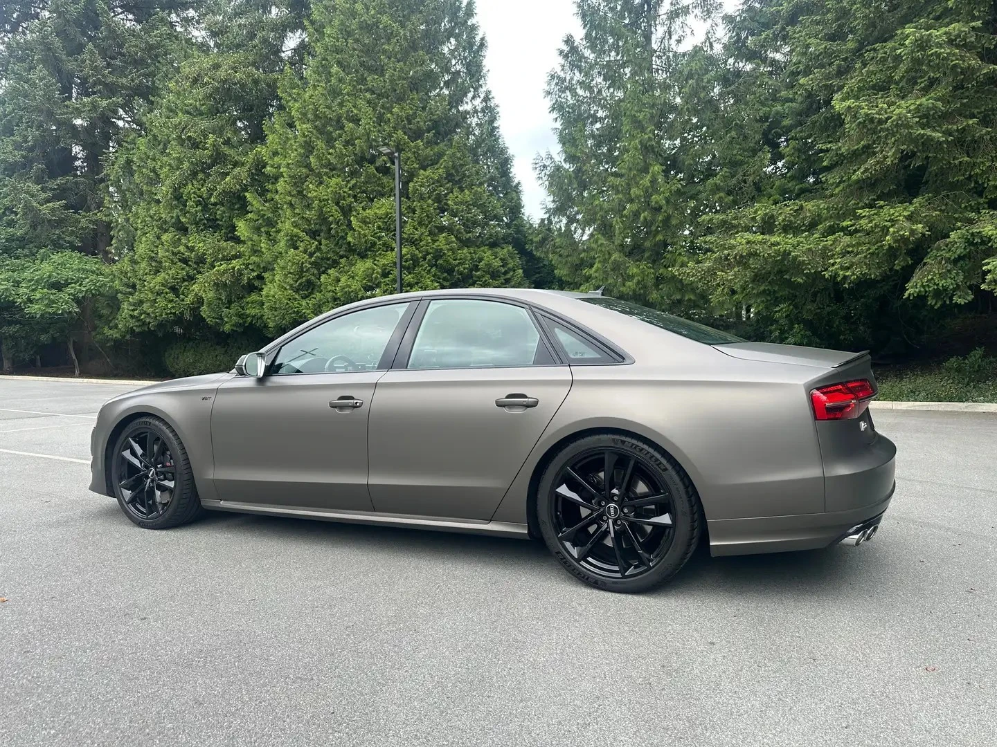 Audi S8 PLUS* РЕАЛНИКМ* ВАКУМ* ОБДУХ* МАСАЖ* 360* ALCANTAR, снимка 10 - Автомобили и джипове - 55315501