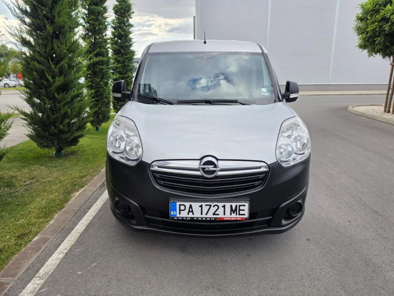 Opel Combo Преглед, Гражданска и Винетка
