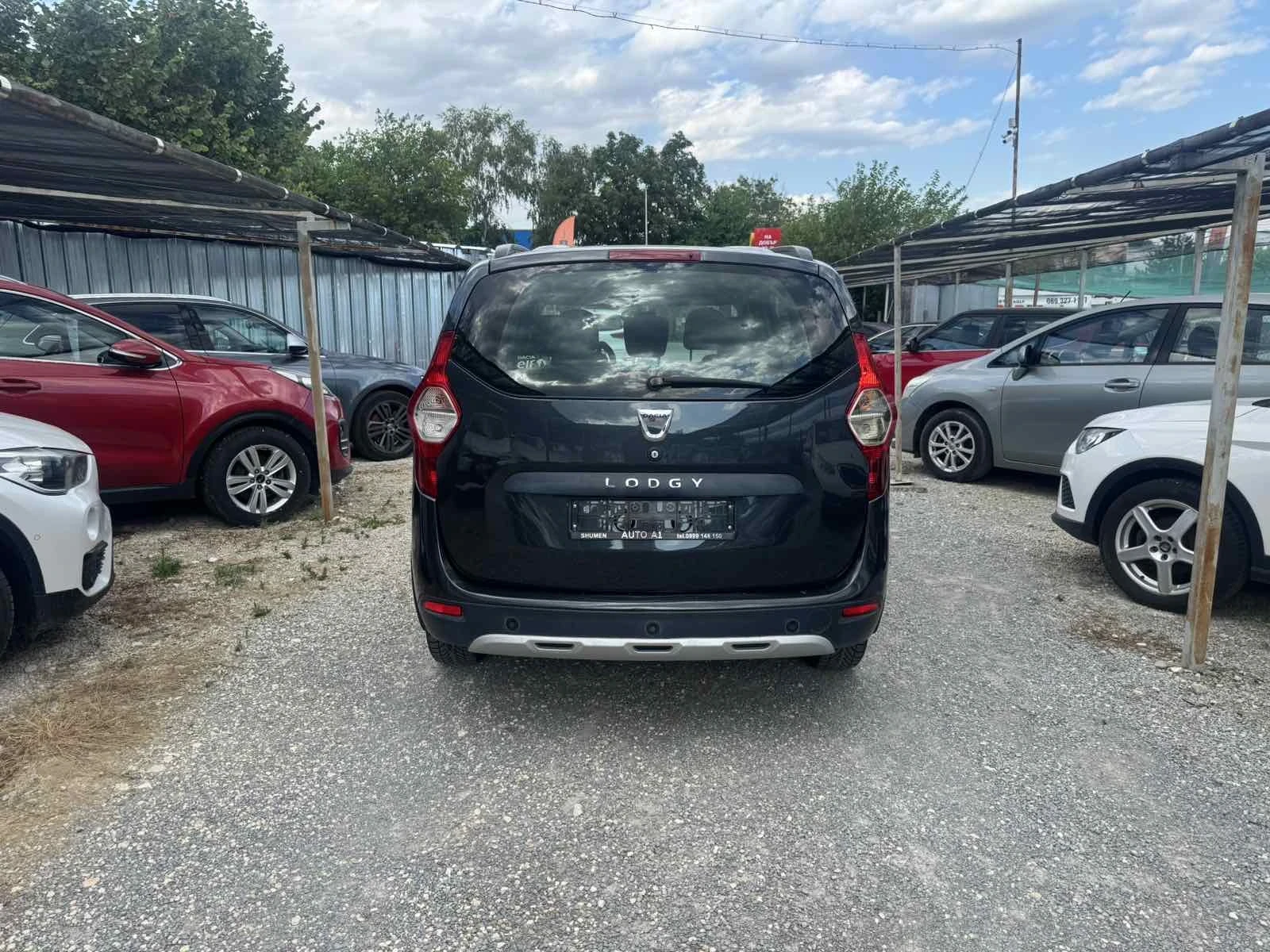 Dacia Lodgy 1.5D-109k.s.-7 места, снимка 4 - Автомобили и джипове - 55448270