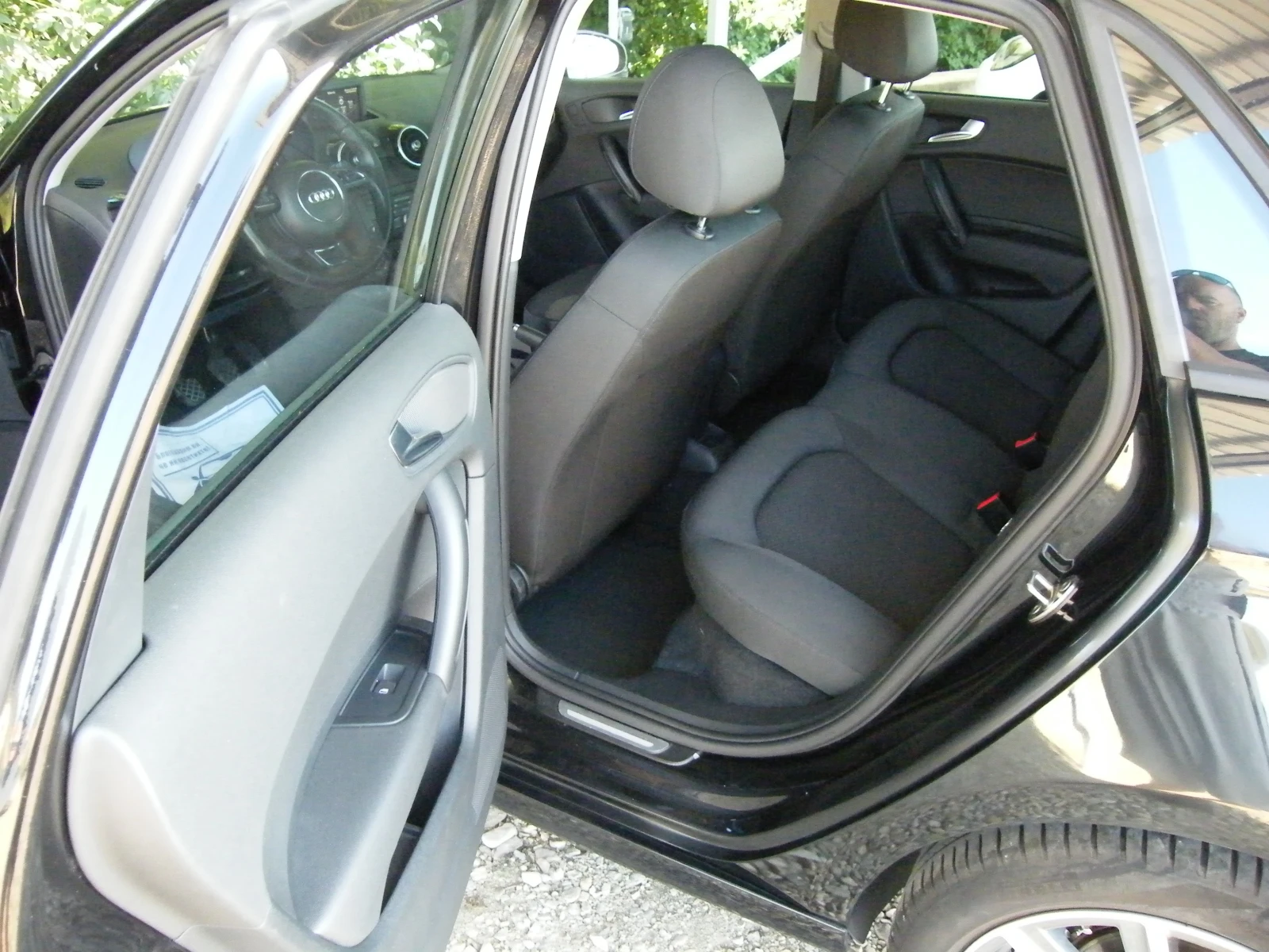 Audi A1 1.6 SPORTBACK S-LINE  NAVI, снимка 10 - Автомобили и джипове - 55553921