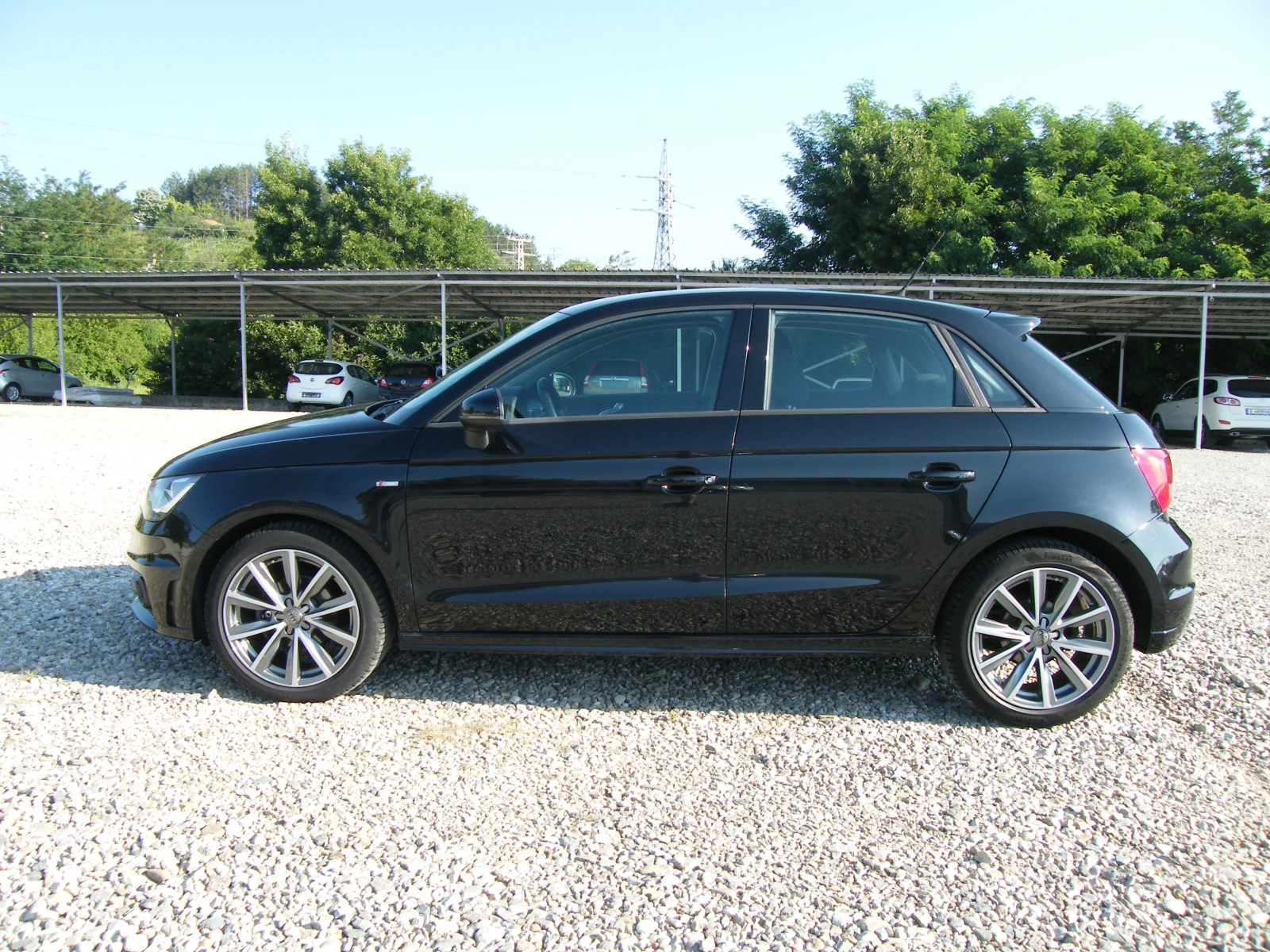 Audi A1 1.6 SPORTBACK S-LINE  NAVI, снимка 6 - Автомобили и джипове - 55553921