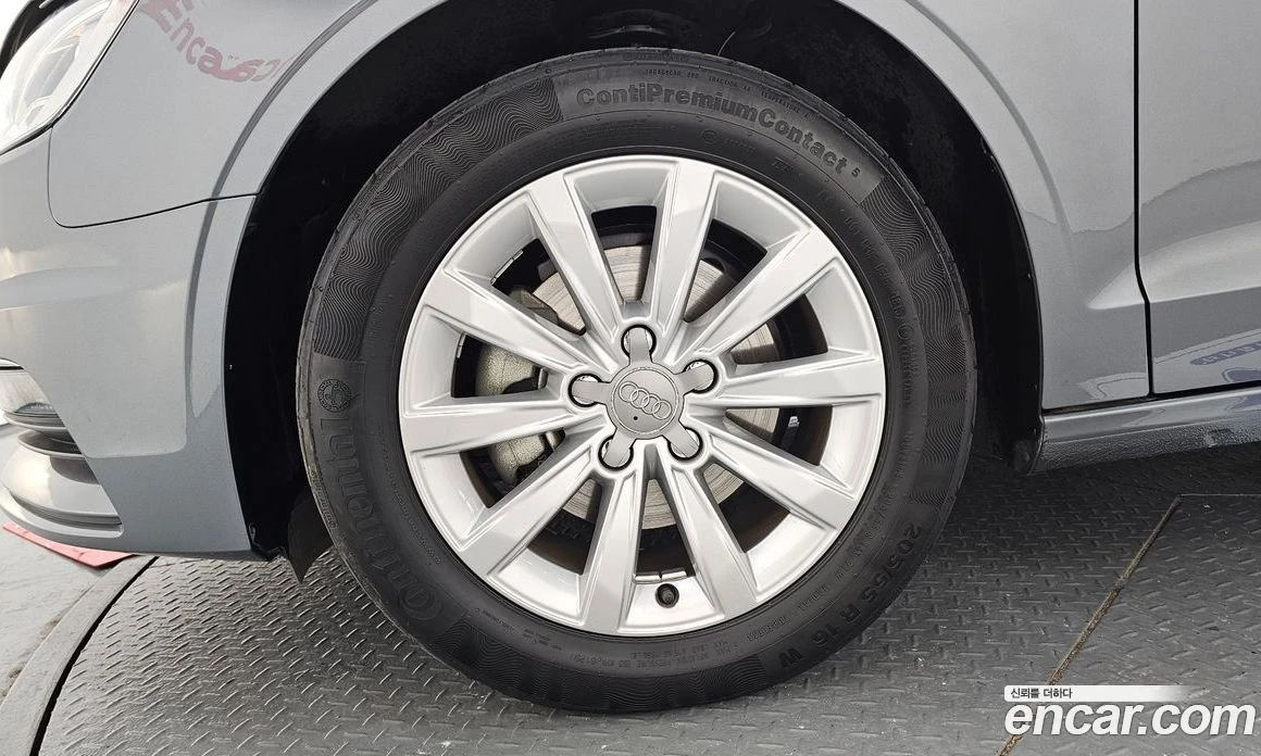 Audi A3 25 TDI Dynamic 8V, снимка 5 - Автомобили и джипове - 55676700
