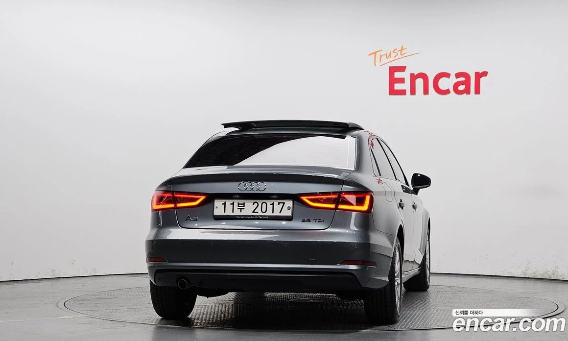 Audi A3 25 TDI Dynamic 8V, снимка 4 - Автомобили и джипове - 55676700