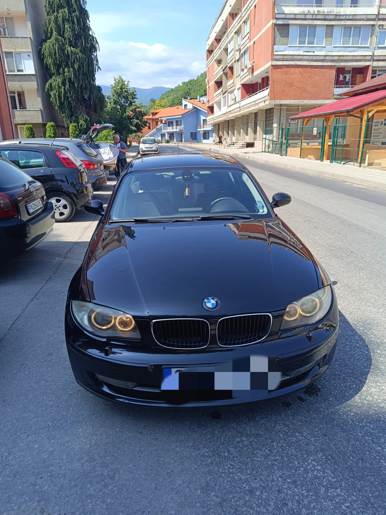 BMW 118 2.0 150kc Facelift, снимка 2 - Автомобили и джипове - 55698369