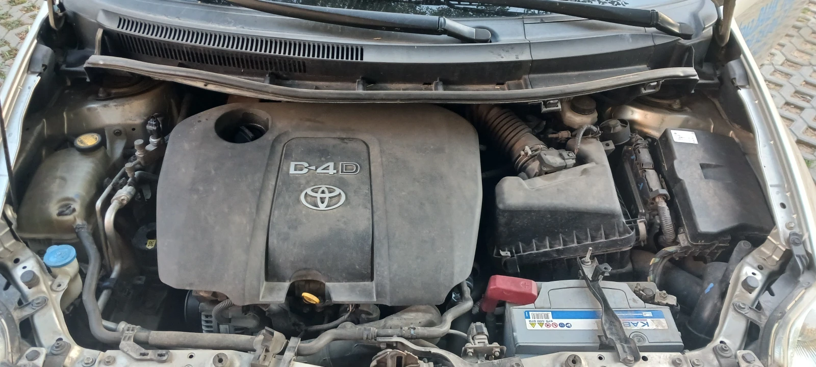 Toyota Auris, снимка 10 - Автомобили и джипове - 55894449