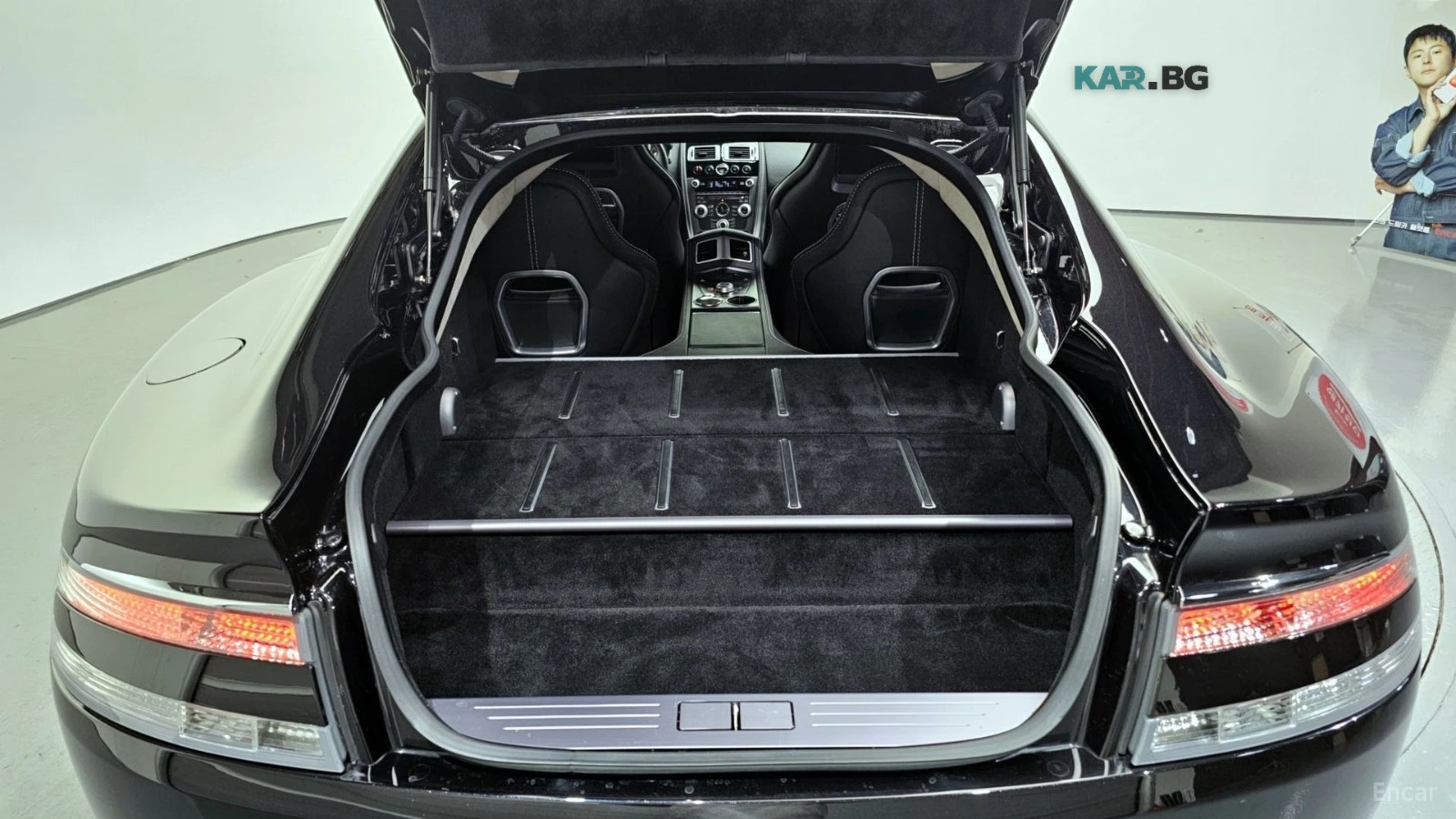 Aston Martin Rapide 6.0 V12, снимка 17 - Автомобили и джипове - 55912702