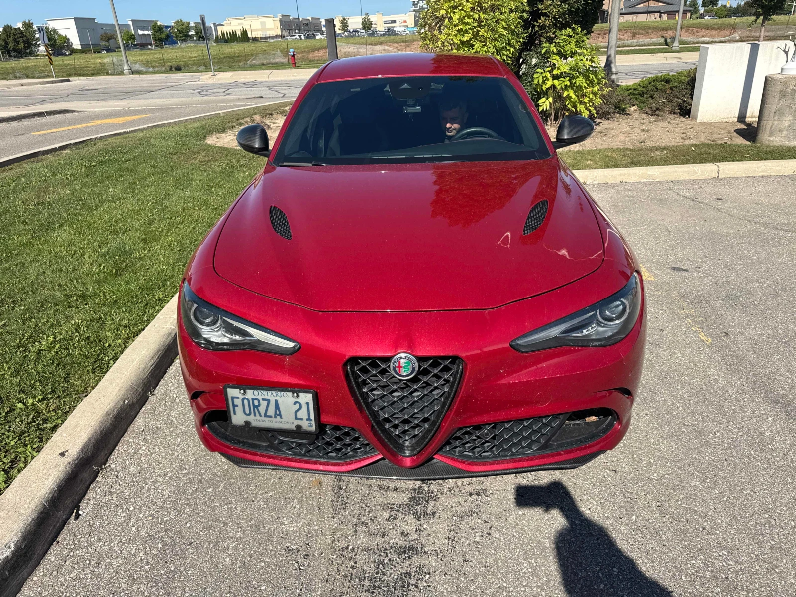 Alfa Romeo Giulia * Quadrifoglio * АВТОКРЕДИТ БЕЗ ПЪРВОНАЧАЛНА* , снимка 5 - Автомобили и джипове - 56065831
