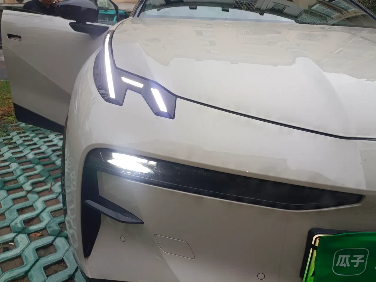 Zeekr X | HUD | 360 КАМЕРА | ПАНОРАМА | ОБДУХВАНЕ, снимка 7 - Автомобили и джипове - 56151767