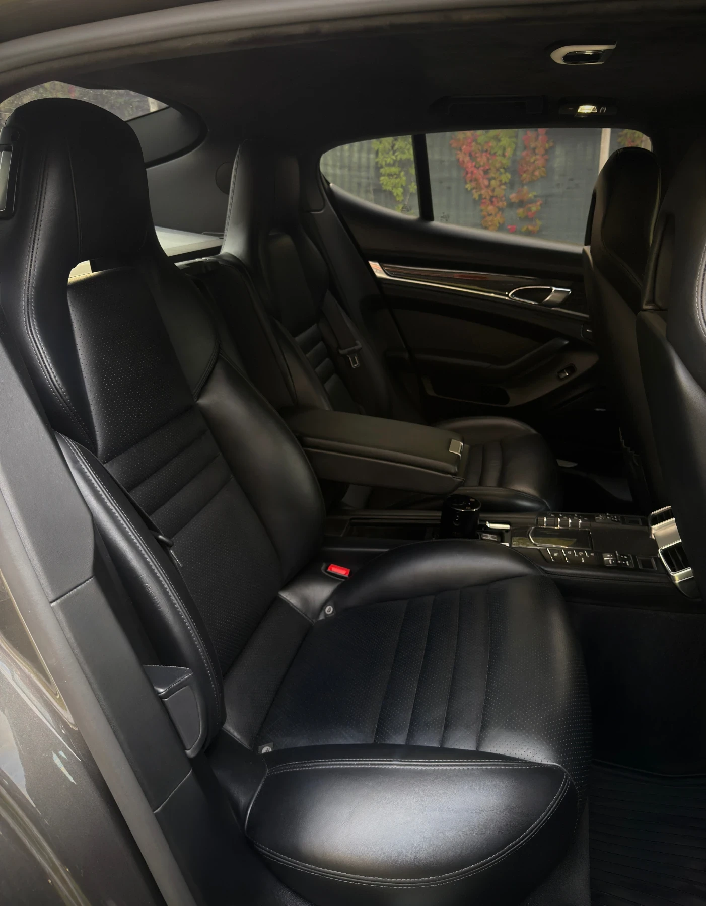 Porsche Panamera TURBO S // CERAMIC //CARBON//ЛИЗИНГ//, снимка 14 - Автомобили и джипове - 56162428