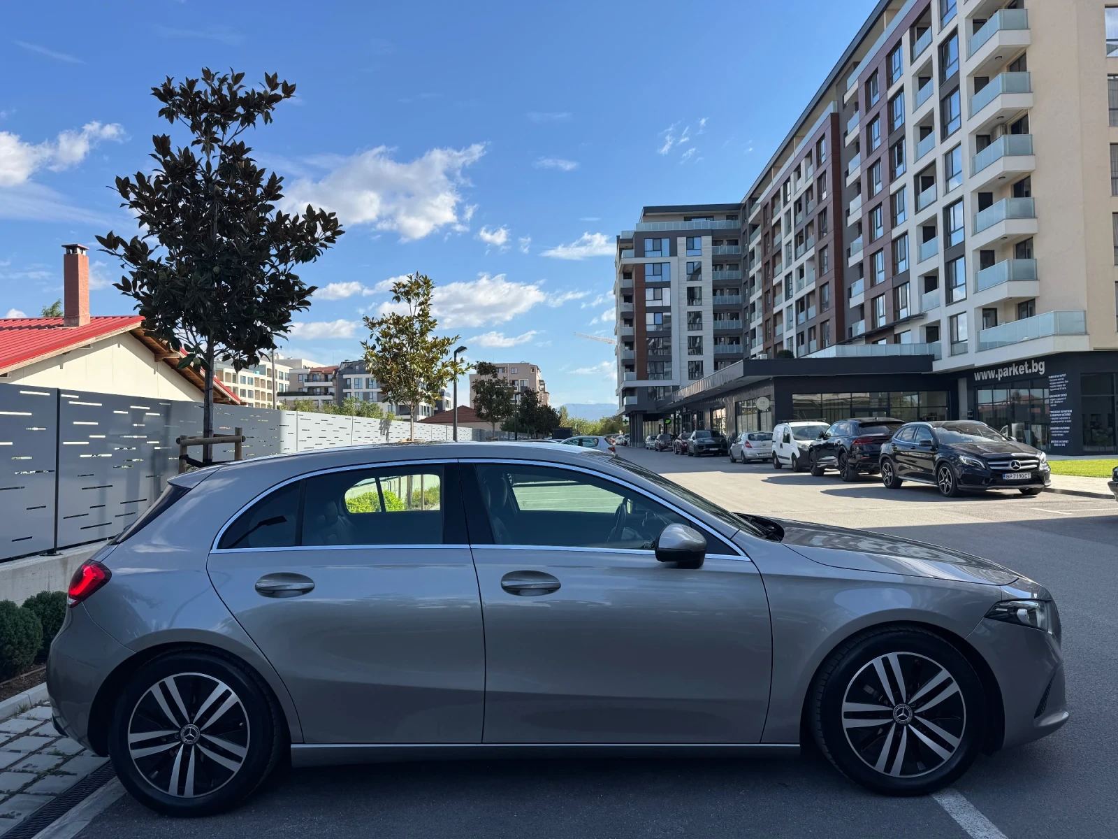 Mercedes-Benz A 180 1.33 TURBO* ГАЗОВ ИНЖ* PROGRESIVE* EURO 6D, снимка 6 - Автомобили и джипове - 56257538