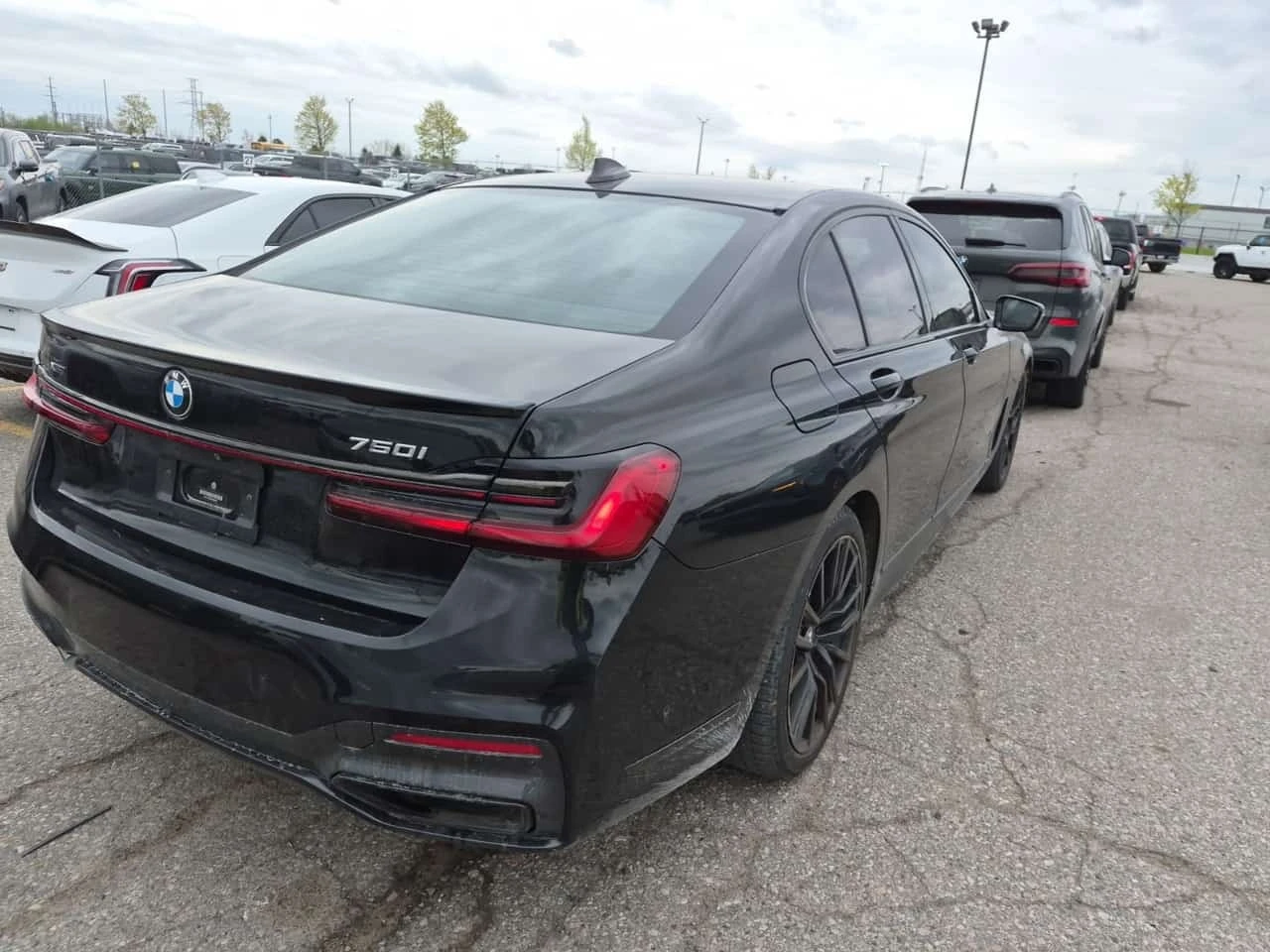 BMW 750 * Sedan 750i Xdrive* ����������*  | Mobile.bg � ����������� 2