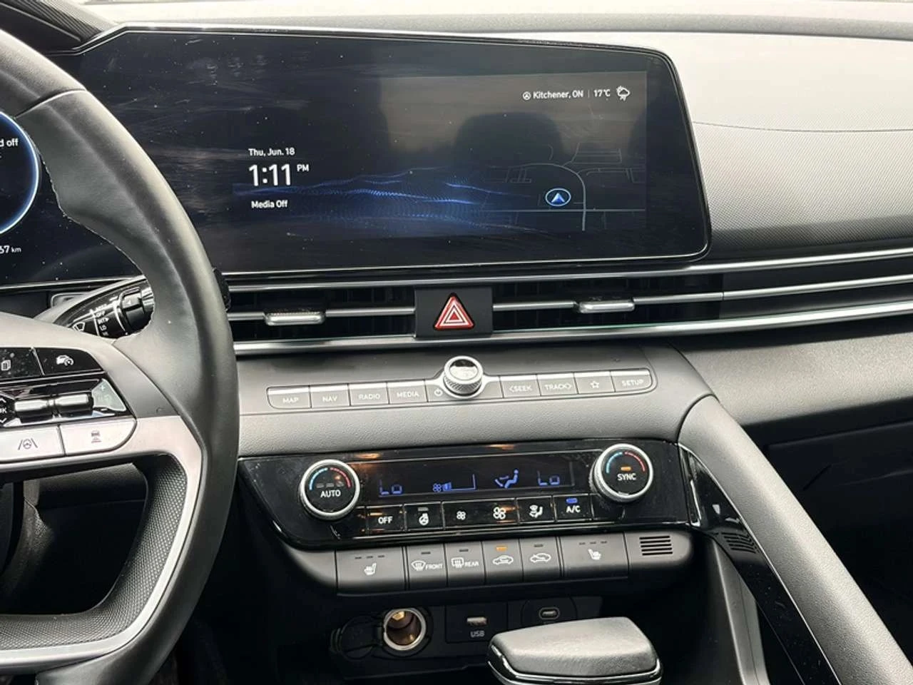 Hyundai Elantra, снимка 13 - Автомобили и джипове - 56707505