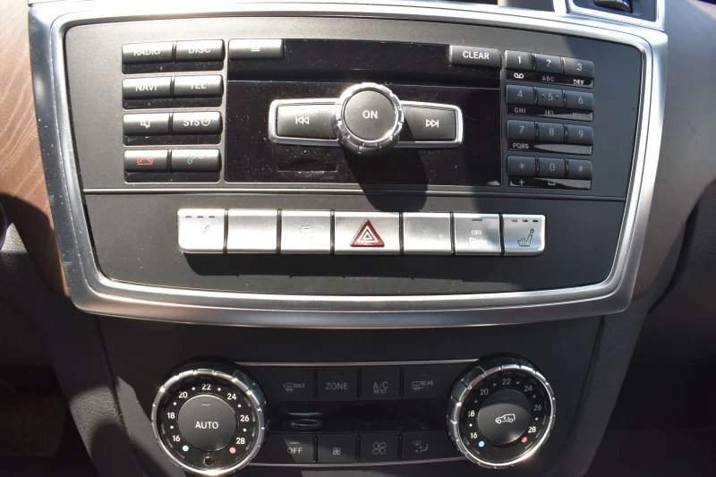 Mercedes-Benz ML 350 4 Matic Регистриран, снимка 6 - Автомобили и джипове - 50900691