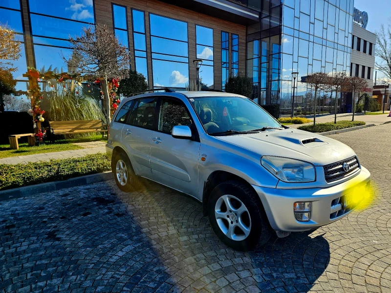 Toyota Rav4, снимка 6 - Автомобили и джипове - 52943970