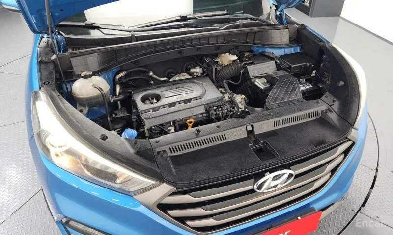 Hyundai Tucson, снимка 6 - Автомобили и джипове - 53200809