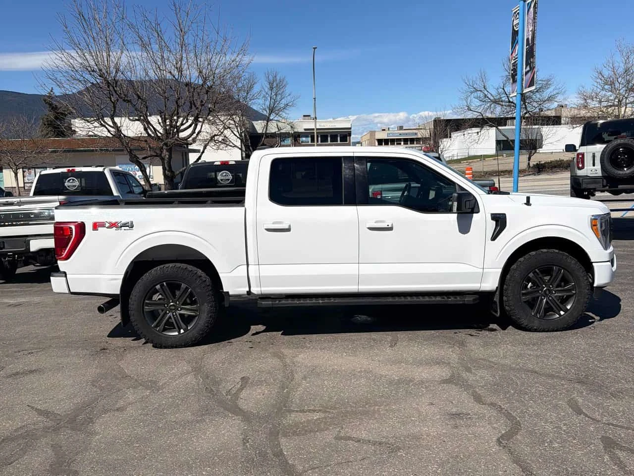 Ford F150 * 4WD SuperCrew * ПРЕДСТАВИТЕЛСТВО * ПОДГРЕВ * КАМ, снимка 14 - Автомобили и джипове - 54141545