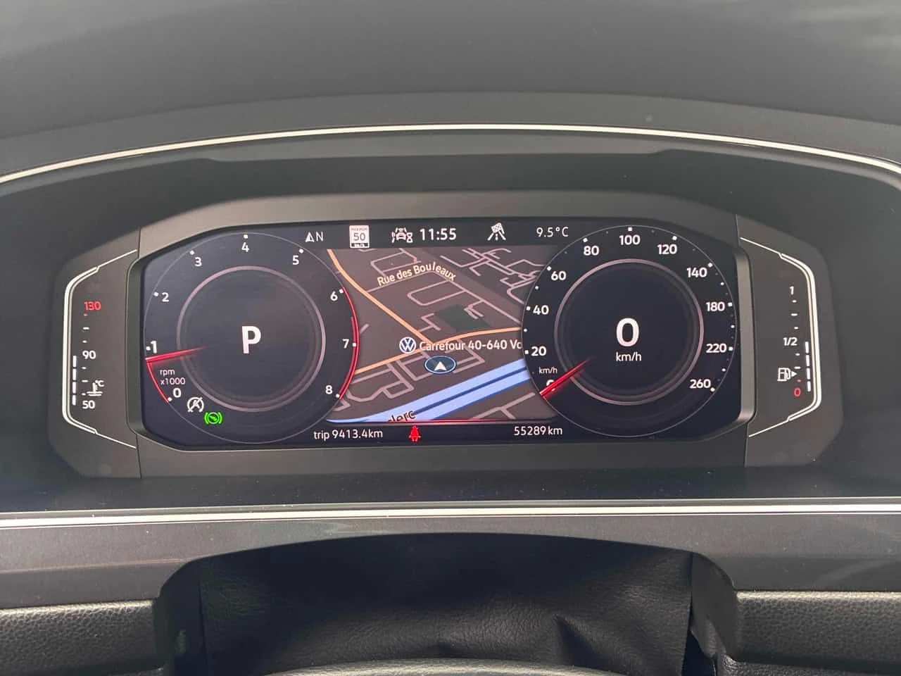 VW Tiguan * Highline R Line * ГЛАВНО ПРЕДСТАВИТЕЛСТВО НА VW*, снимка 8 - Автомобили и джипове - 54205130