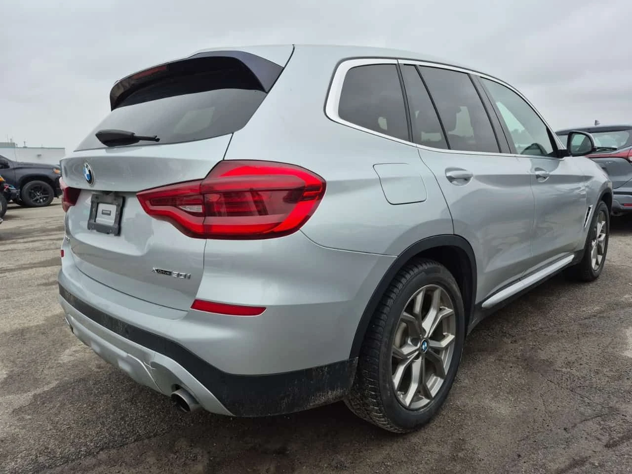 BMW X3 * XDRIVE30I * 2 КЛЮЧА * ПОДГРЕВ * ПАМЕТ * CARPLAY, снимка 3 - Автомобили и джипове - 54209421