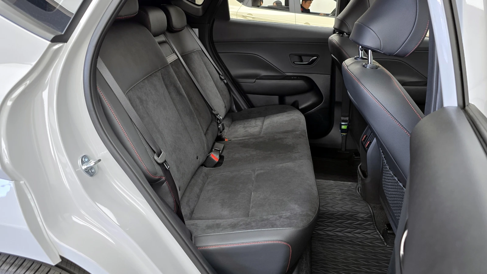 Hyundai Kona 2026* INSPIRATION N-LINE* BOSE* ОБДУХ* КРАЙНА ЦЕНА, снимка 16 - Автомобили и джипове - 54648885