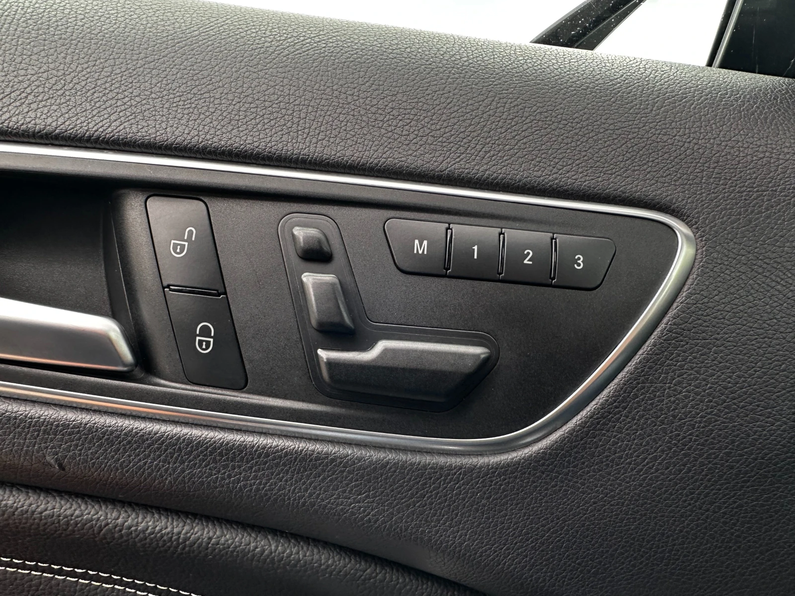 Mercedes-Benz GLA 250 2.0i 211 �.�./4matic/�������� �� �������� | Mobile.bg � ����������� 12