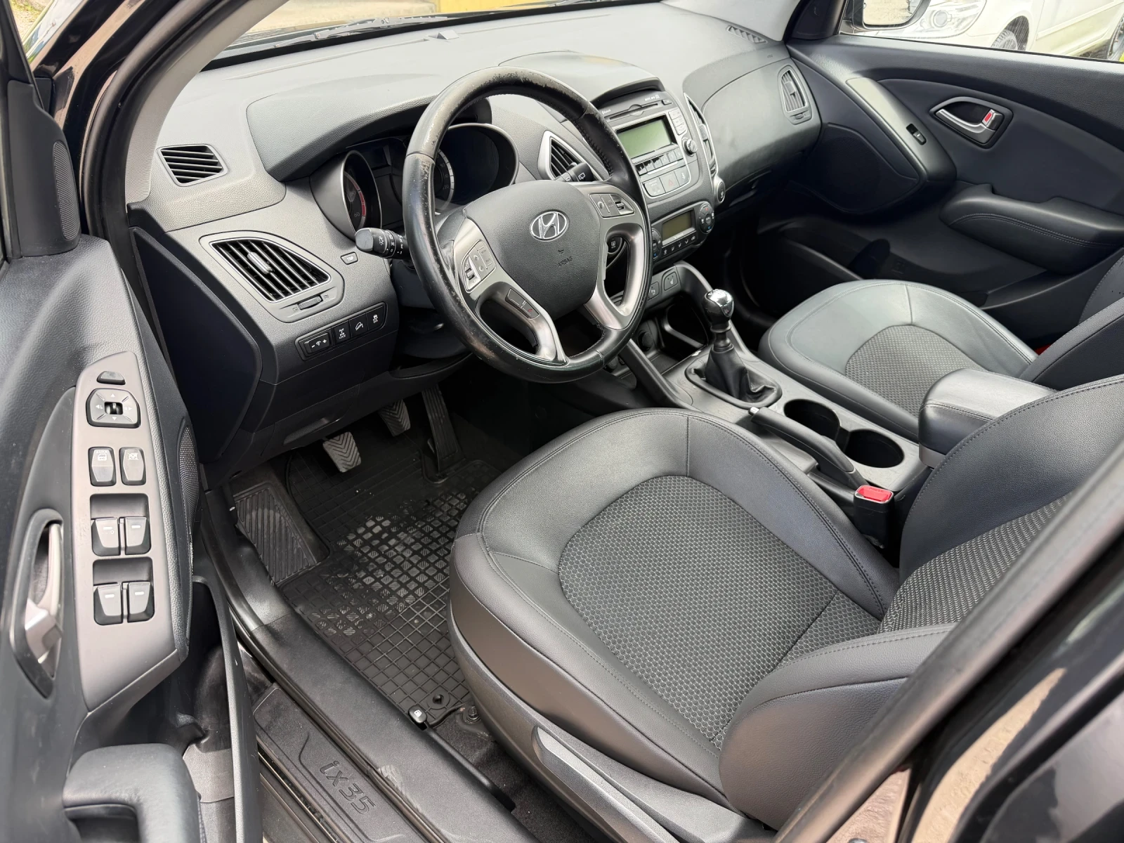 Hyundai IX35 2.0/136кс 4х4 EVRO5 , снимка 8 - Автомобили и джипове - 54883980
