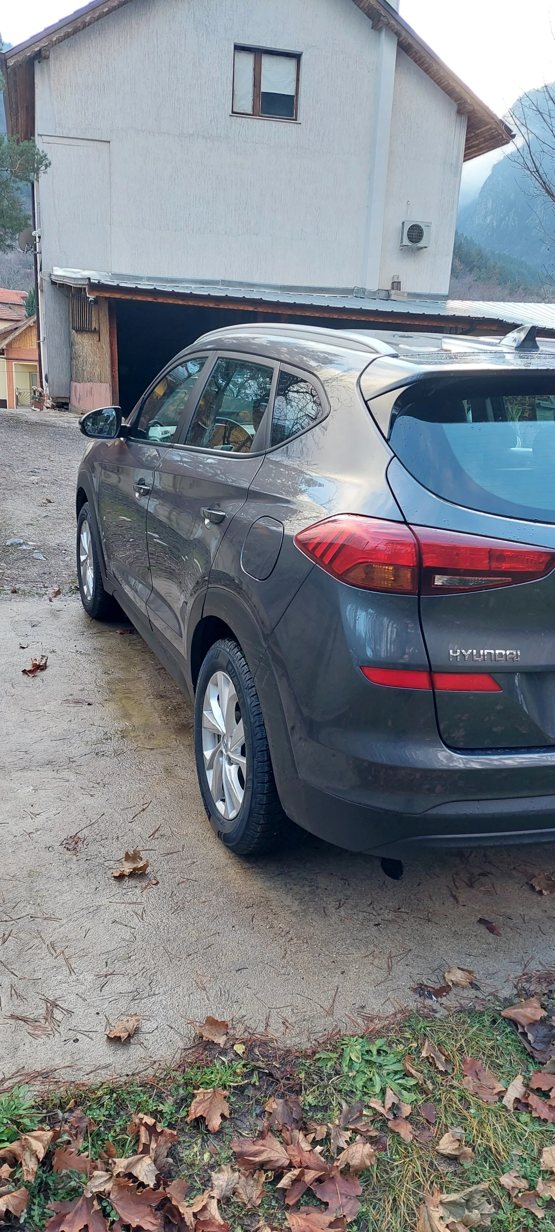 Hyundai Tucson, снимка 4 - Автомобили и джипове - 55317186