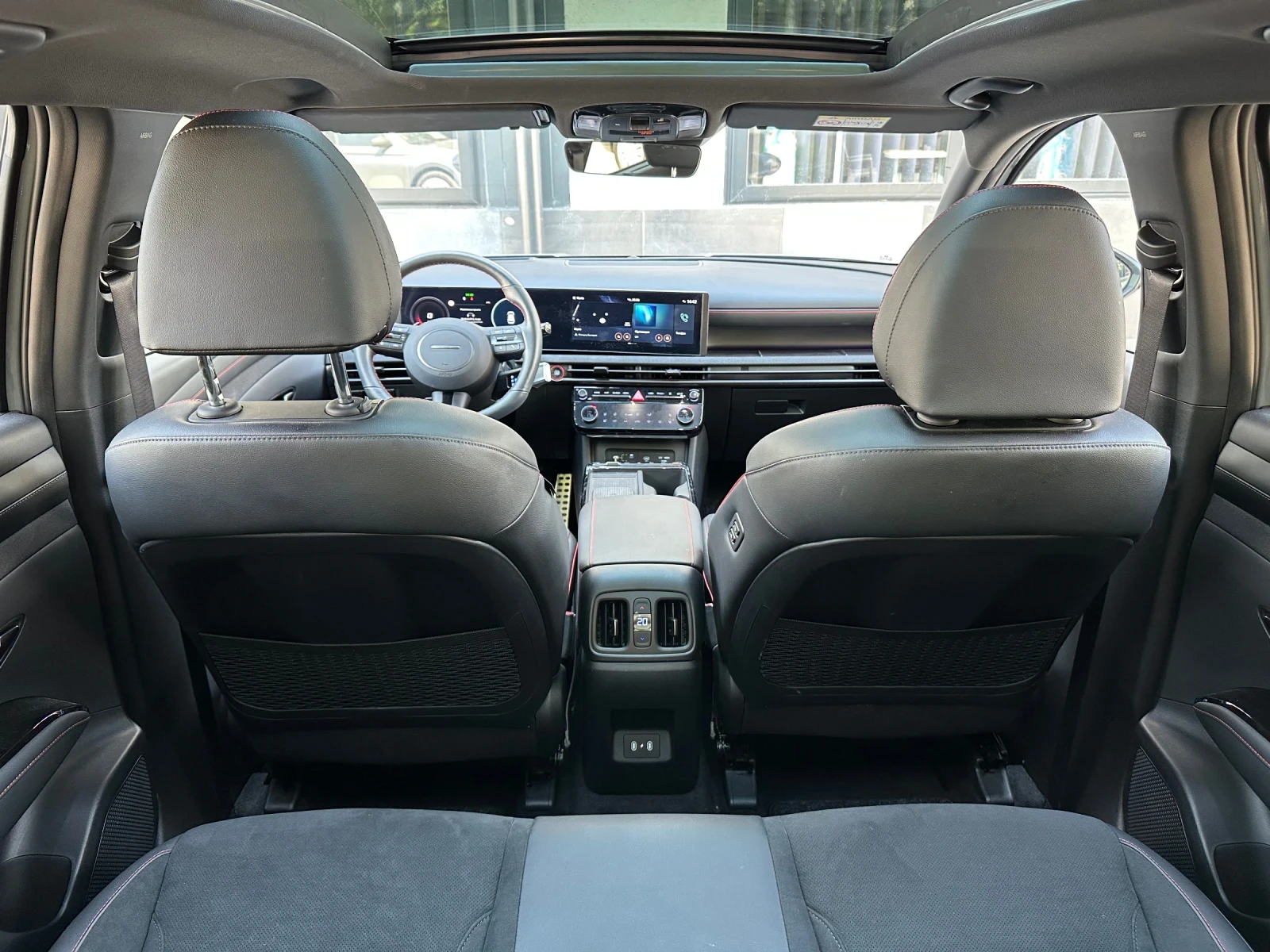 Hyundai Tucson ix35, снимка 14 - Автомобили и джипове - 55120488