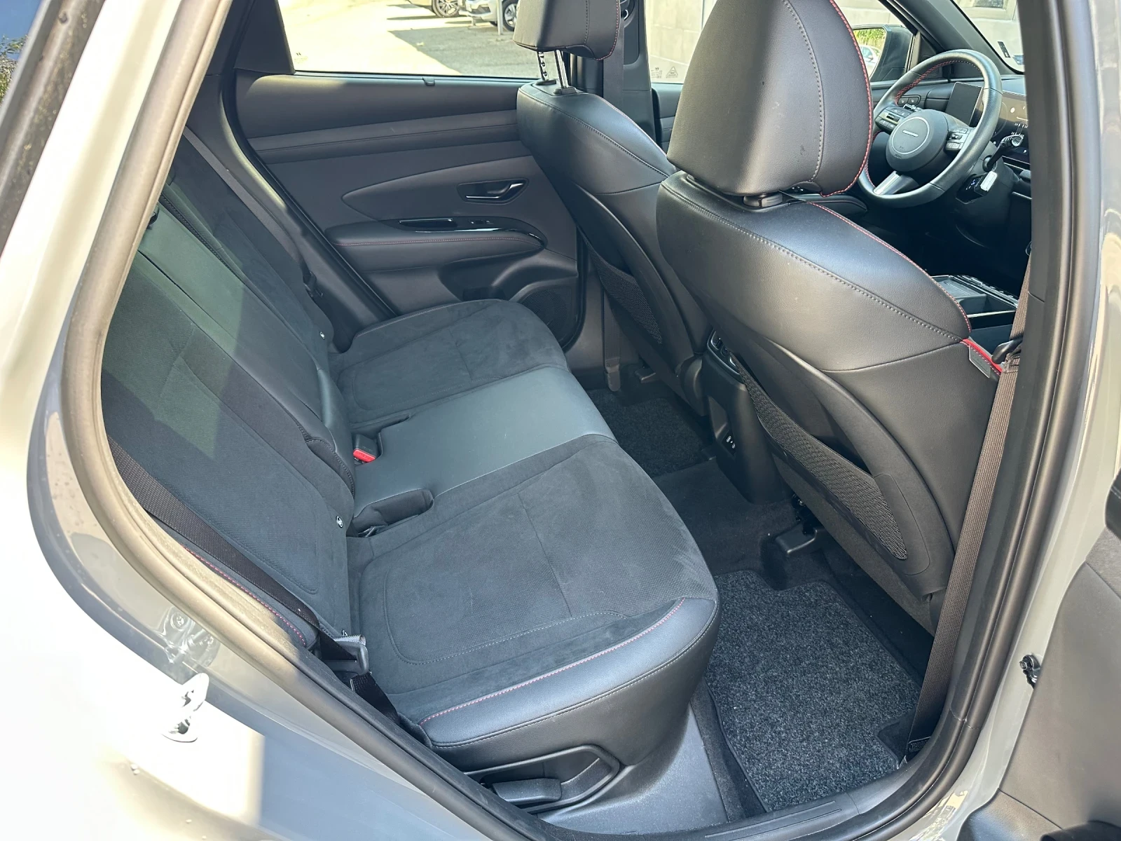 Hyundai Tucson ix35, снимка 9 - Автомобили и джипове - 55120488