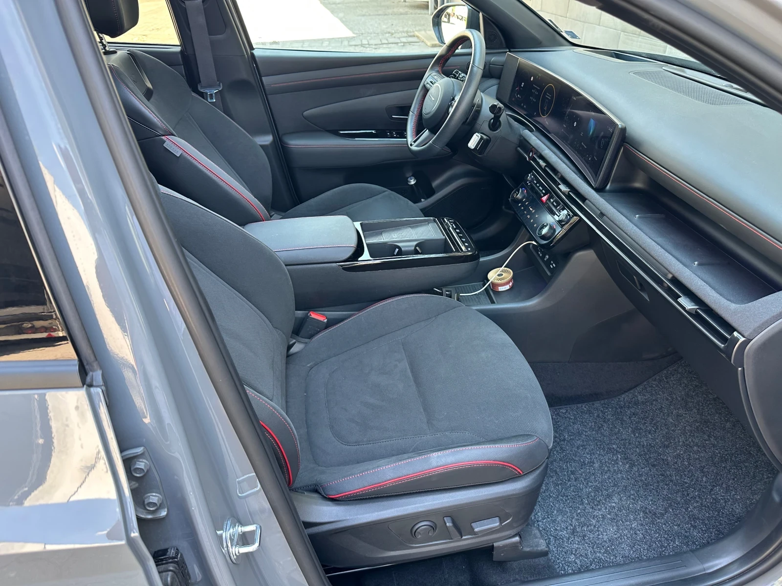 Hyundai Tucson ix35, снимка 11 - Автомобили и джипове - 55120488