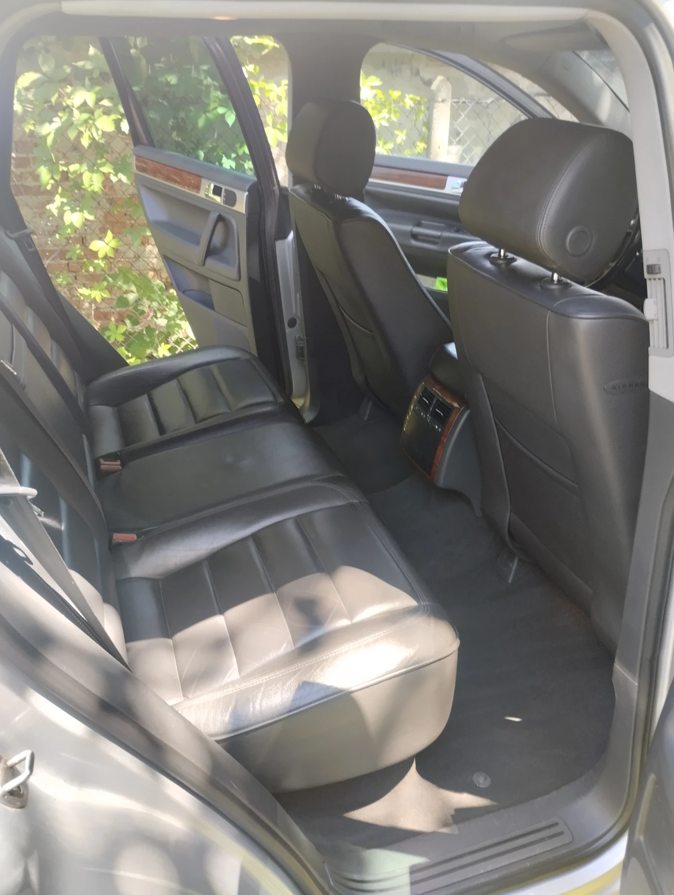 VW Touareg 3.2 V6, снимка 10 - Автомобили и джипове - 55242146