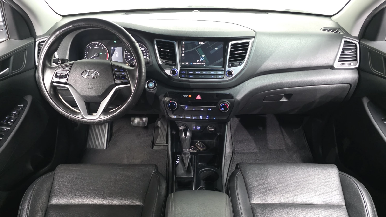 Hyundai Tucson Diesel 2.0 2WD autogeorge.com, снимка 11 - Автомобили и джипове - 55734812