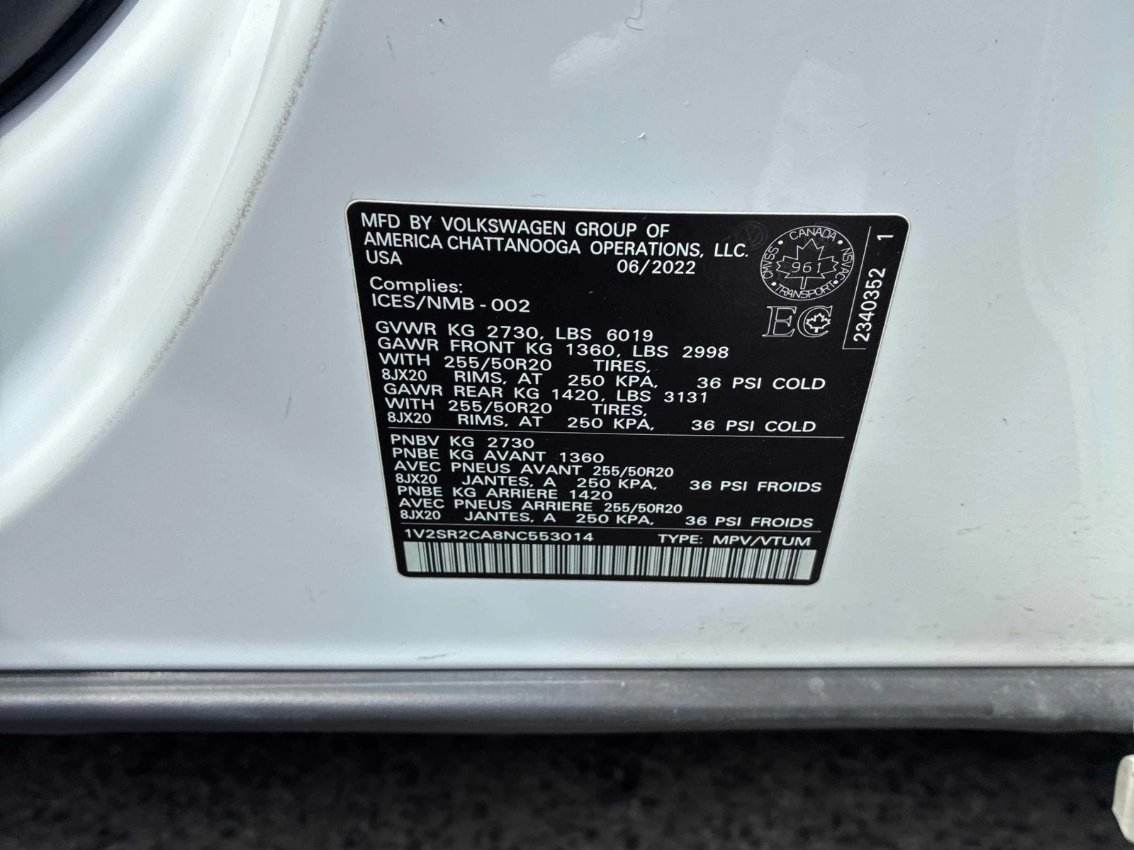 VW Atlas * Highline * AWD * CARFAX * , снимка 10 - Автомобили и джипове - 56012927