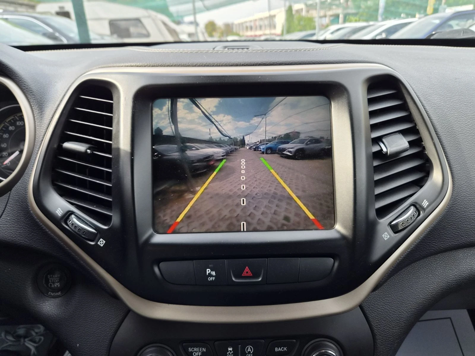 Jeep Cherokee 2.0D-4×4-LIMITED-187.000км, снимка 15 - Автомобили и джипове - 56169356