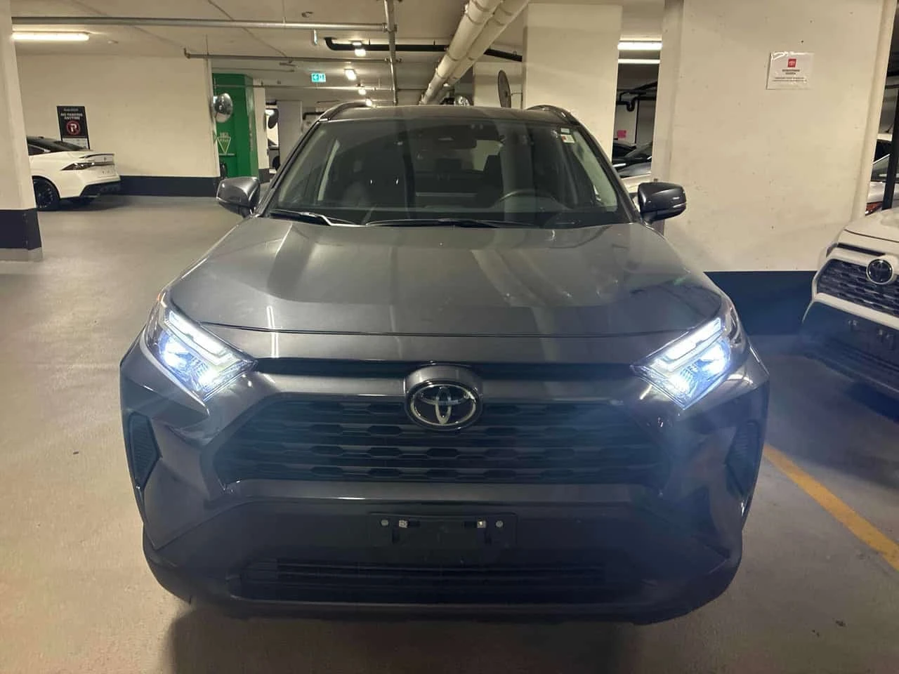 Toyota Rav4 * Hybrid XLE * CARFAX * БЕЗ ПЪРВОНАЧАЛНА ВНОСКА, снимка 6 - Автомобили и джипове - 56240850