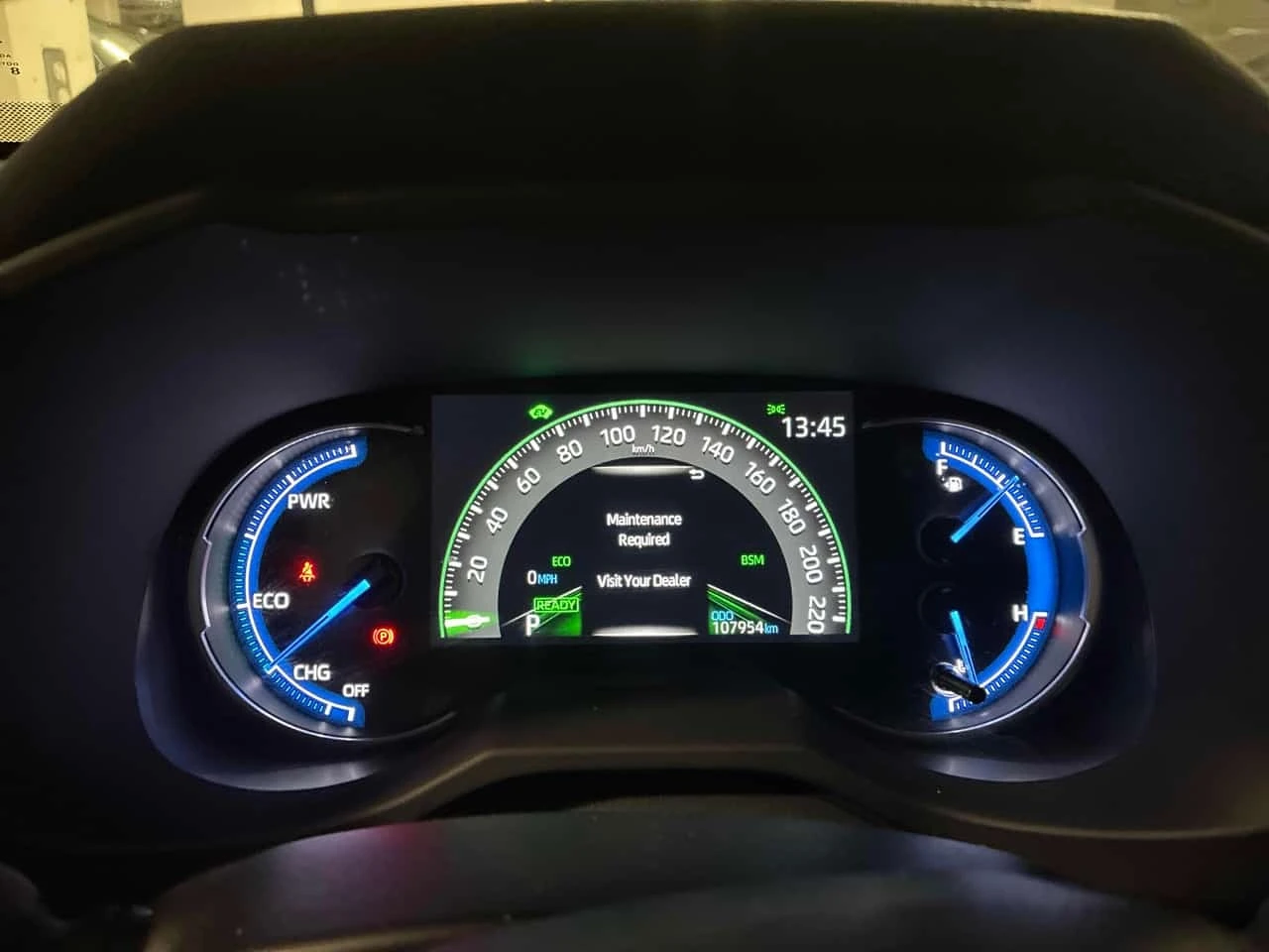 Toyota Rav4 * Hybrid XLE * CARFAX * БЕЗ ПЪРВОНАЧАЛНА ВНОСКА, снимка 8 - Автомобили и джипове - 56240850