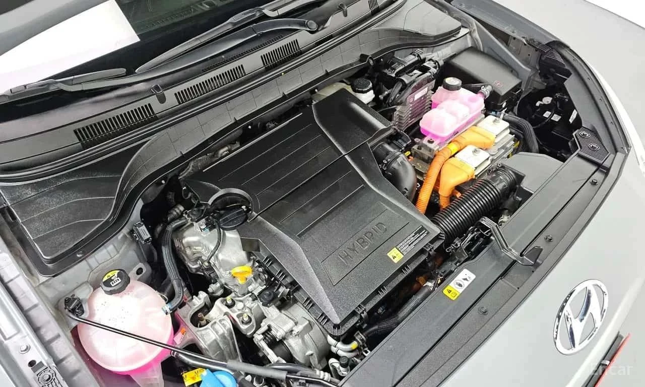 Hyundai Kona, снимка 12 - Автомобили и джипове - 56737334