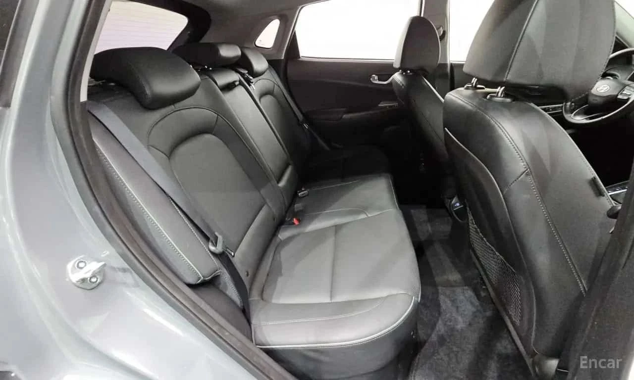 Hyundai Kona, снимка 14 - Автомобили и джипове - 56737334