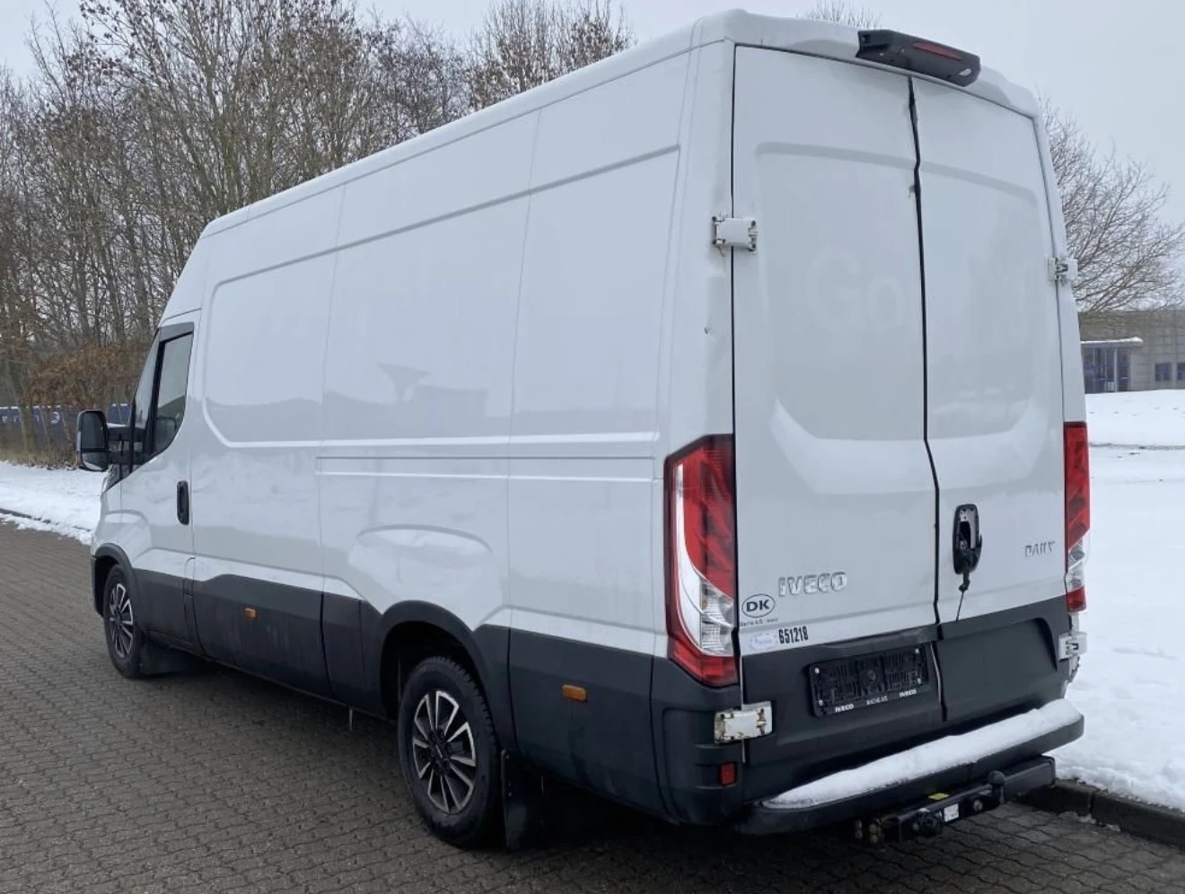 Iveco 35S18 ХЛАДИЛЕН, снимка 4 - Бусове и автобуси - 53861615