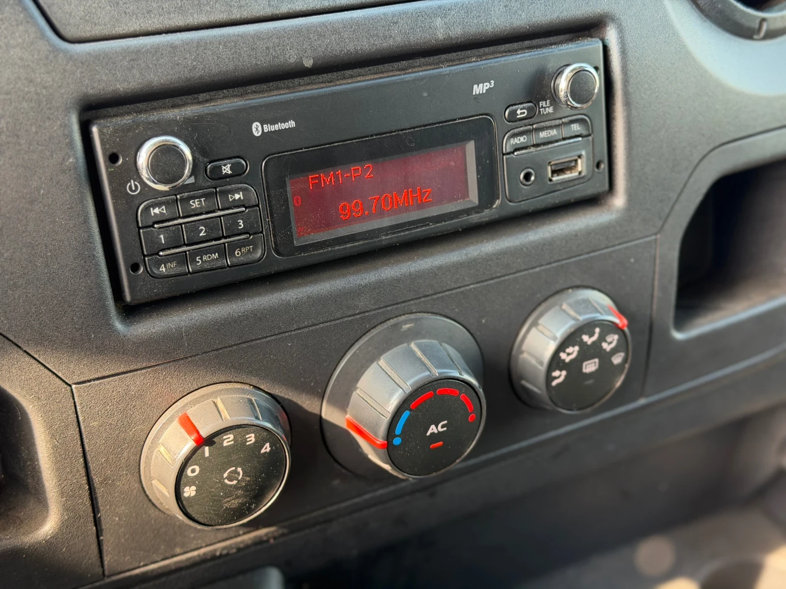 Renault Master 2.3dci L3H2 Хладилен, снимка 8 - Бусове и автобуси - 53870558