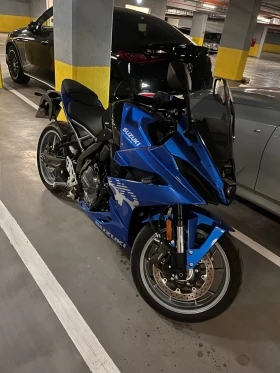 ����� �� �������� �� Suzuki Gsxr GSXR-8 