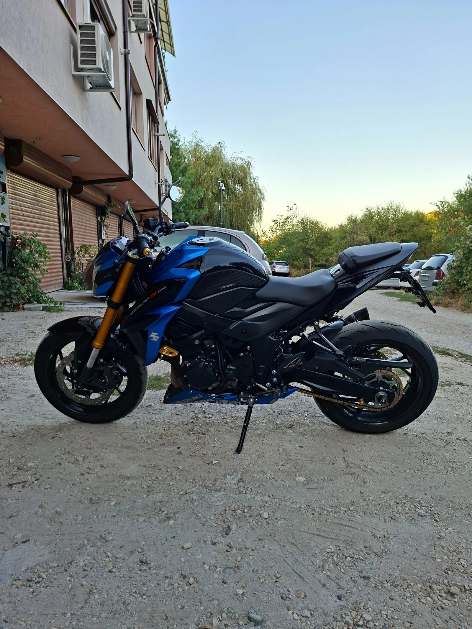 Suzuki Gsx -S 750, снимка 1