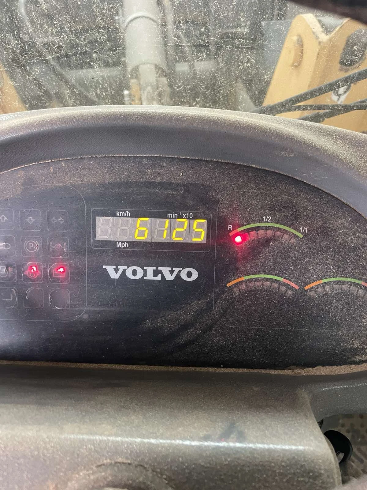 Челен товарач Volvo L30 B-Z, снимка 5 - Индустриална техника - 56656184